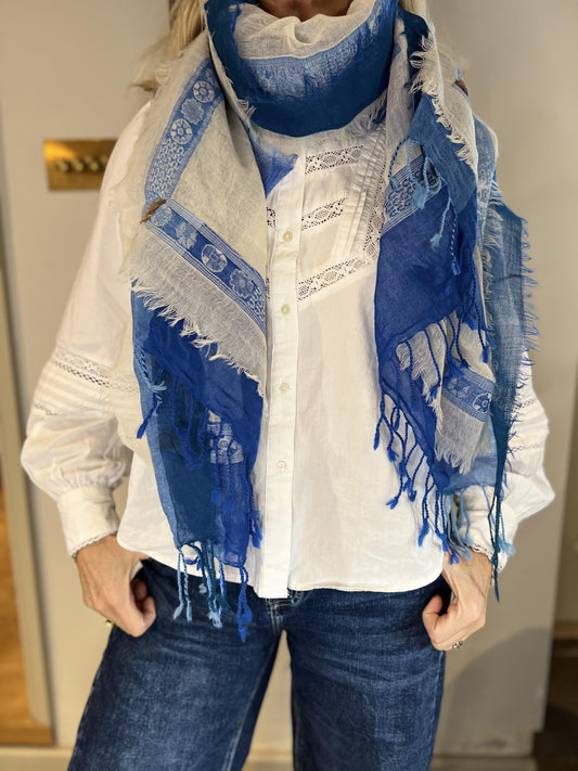 Mariposa Scarf